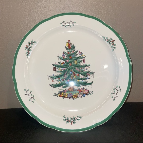 Spode Christmas Tree 12in Round Platter - Picture 1 of 5
